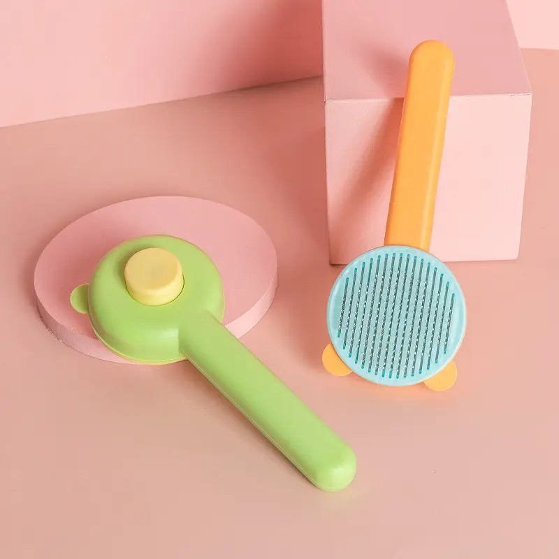 Self-Cleaning Cat Grooming Brush – Cute UK Deshedding Tool for Cats & Small Pets