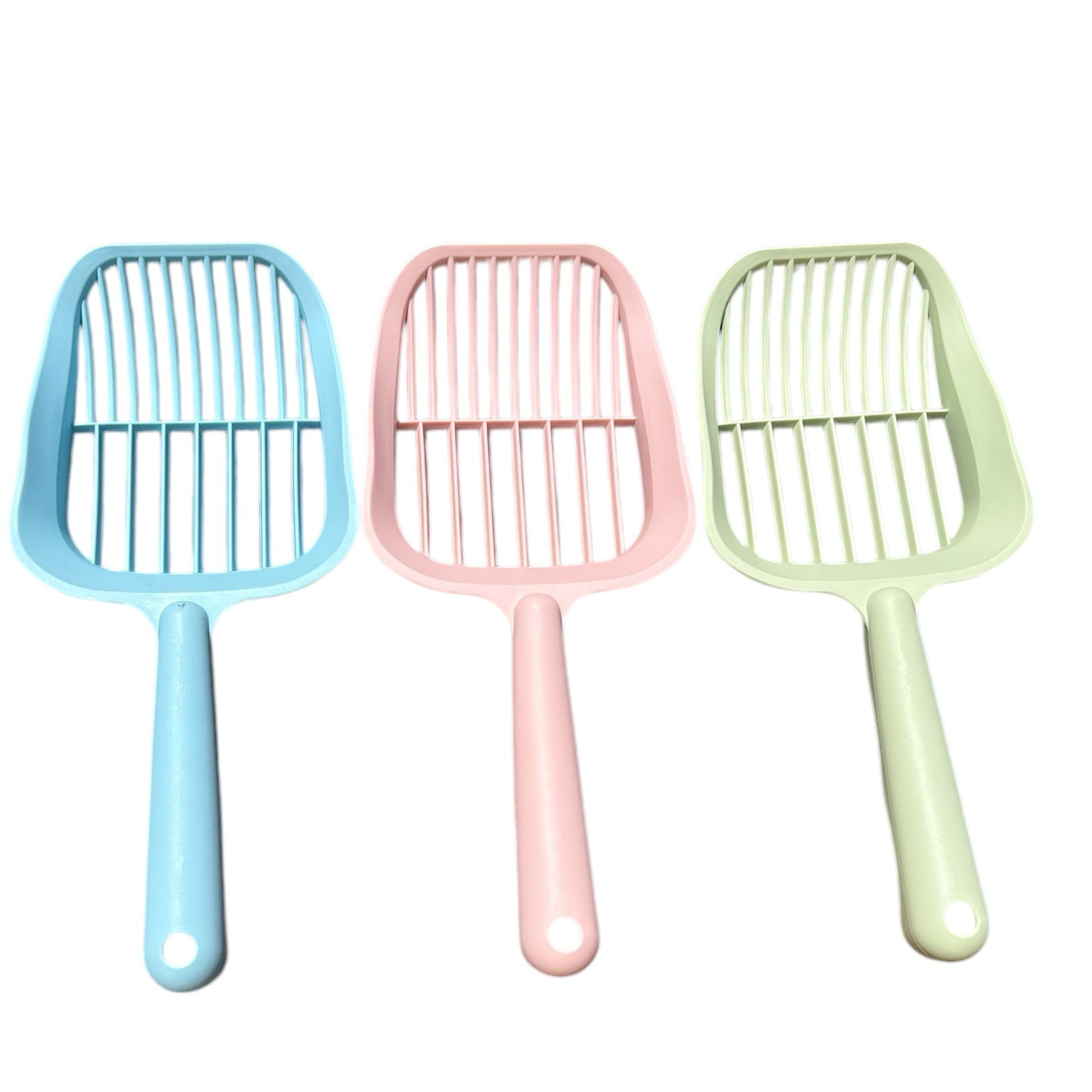 Front view of a 3X large cat litter scoop showcasing its wide sifting design and durable plastic build