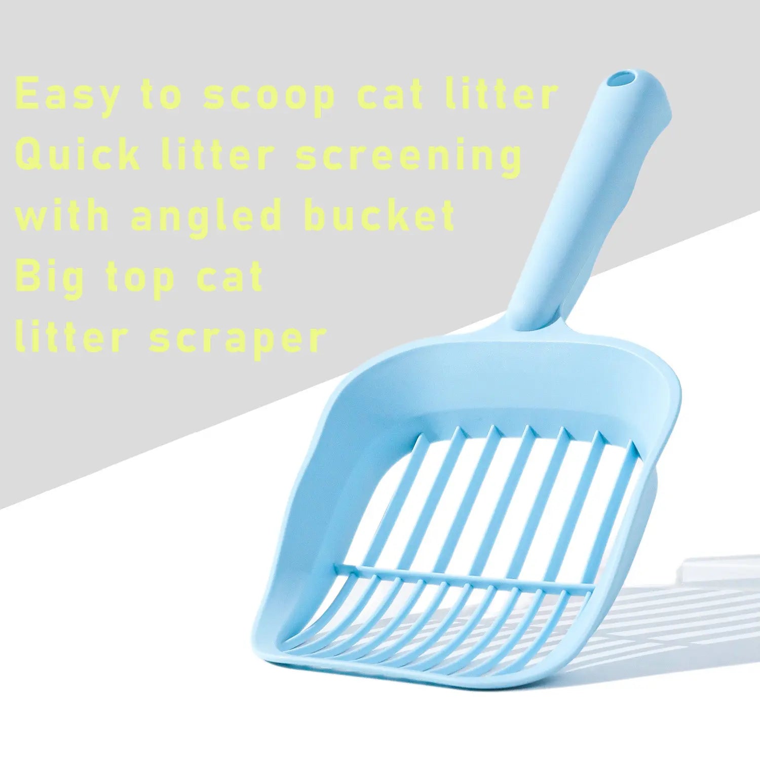 Large cat litter scoop lifting clumping litter, demonstrating its effective sifting capability.